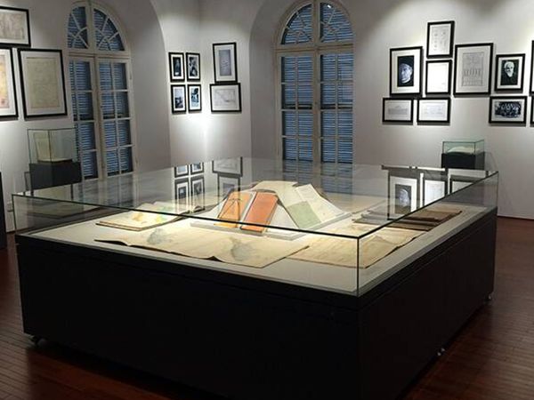 博物馆桌面展柜